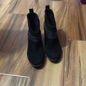 Jessica Simpson ankle black booties